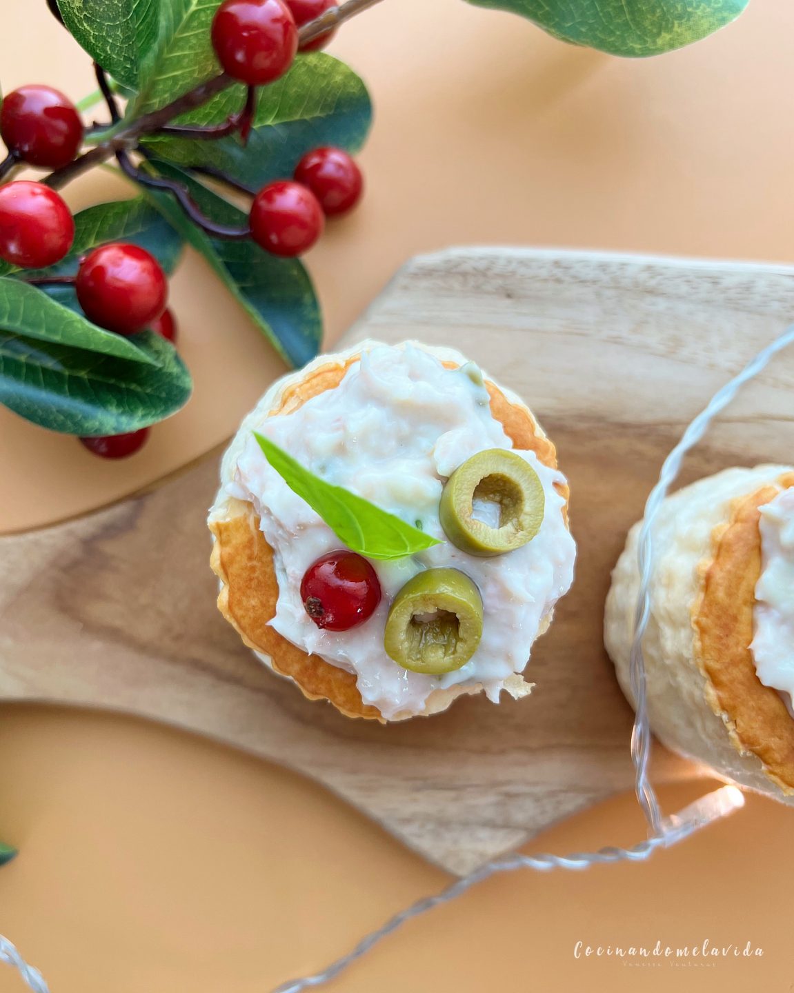 VOLOVANES RELLENOS DE ATÚN CREMOSO