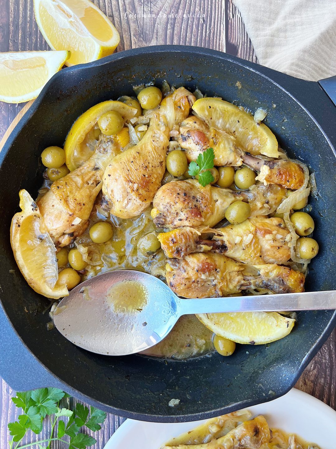 POLLO AL LIMÓN CON ACEITUNAS