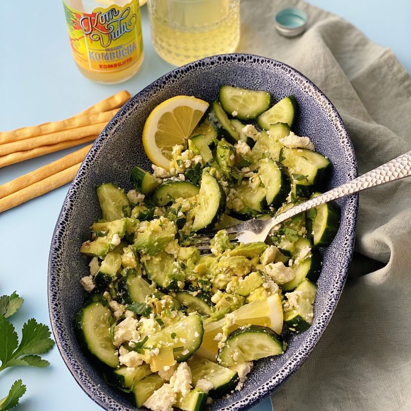 ENSALADA DE PEPINO Y AGUACATE