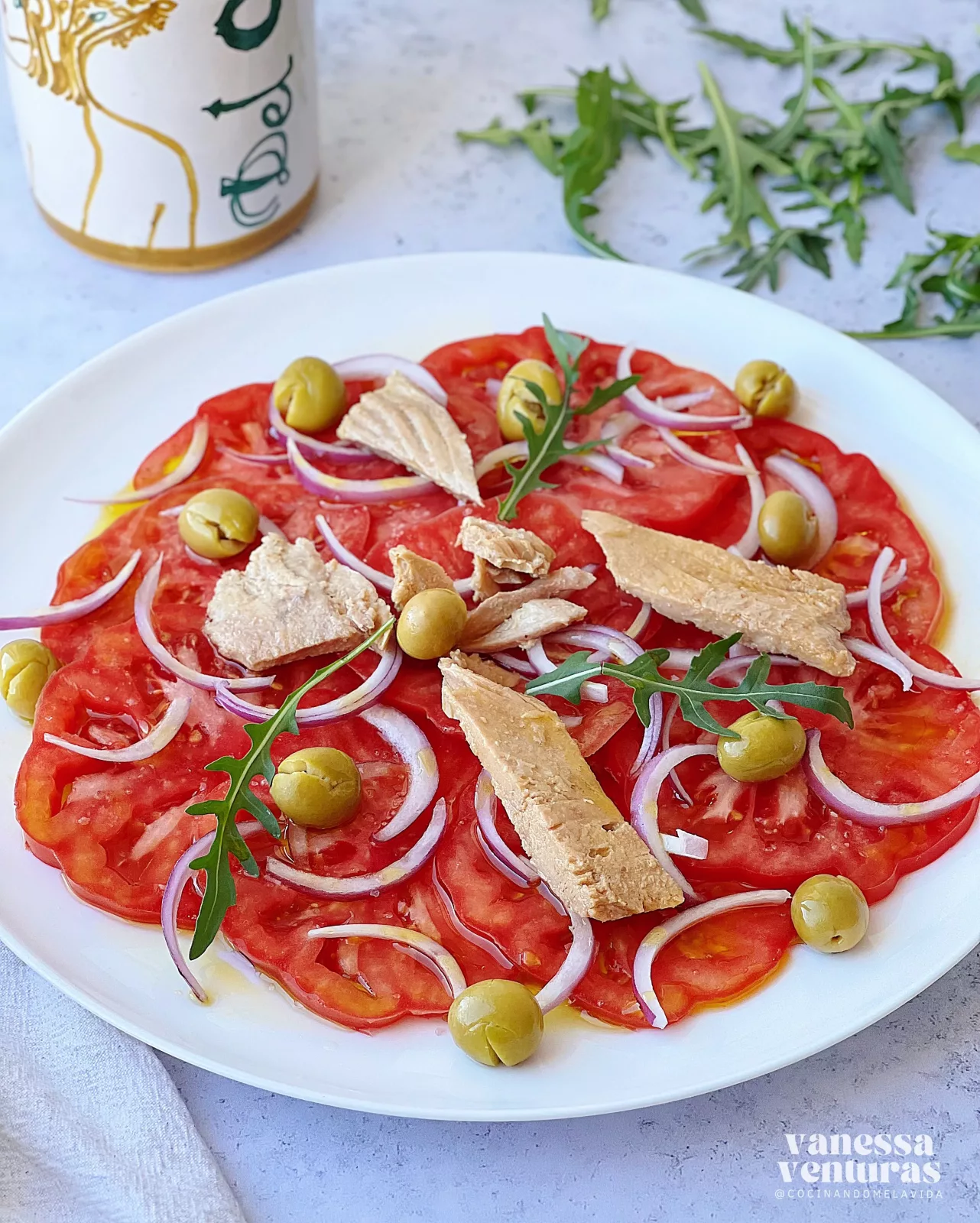 ENSALADA DE TOMATE Y VENTRESCA