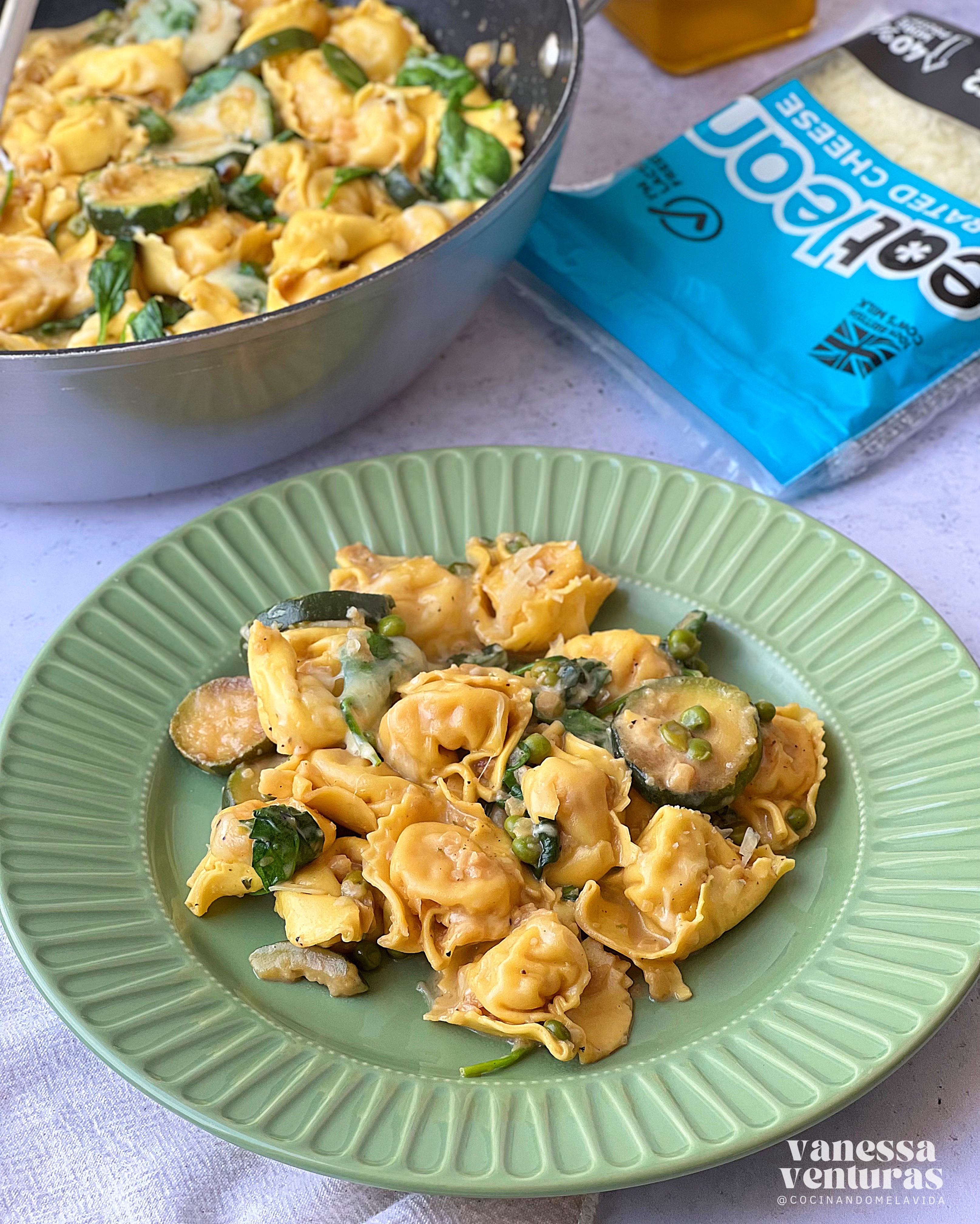 TORTELLINIS CON QUESO Y VERDURAS