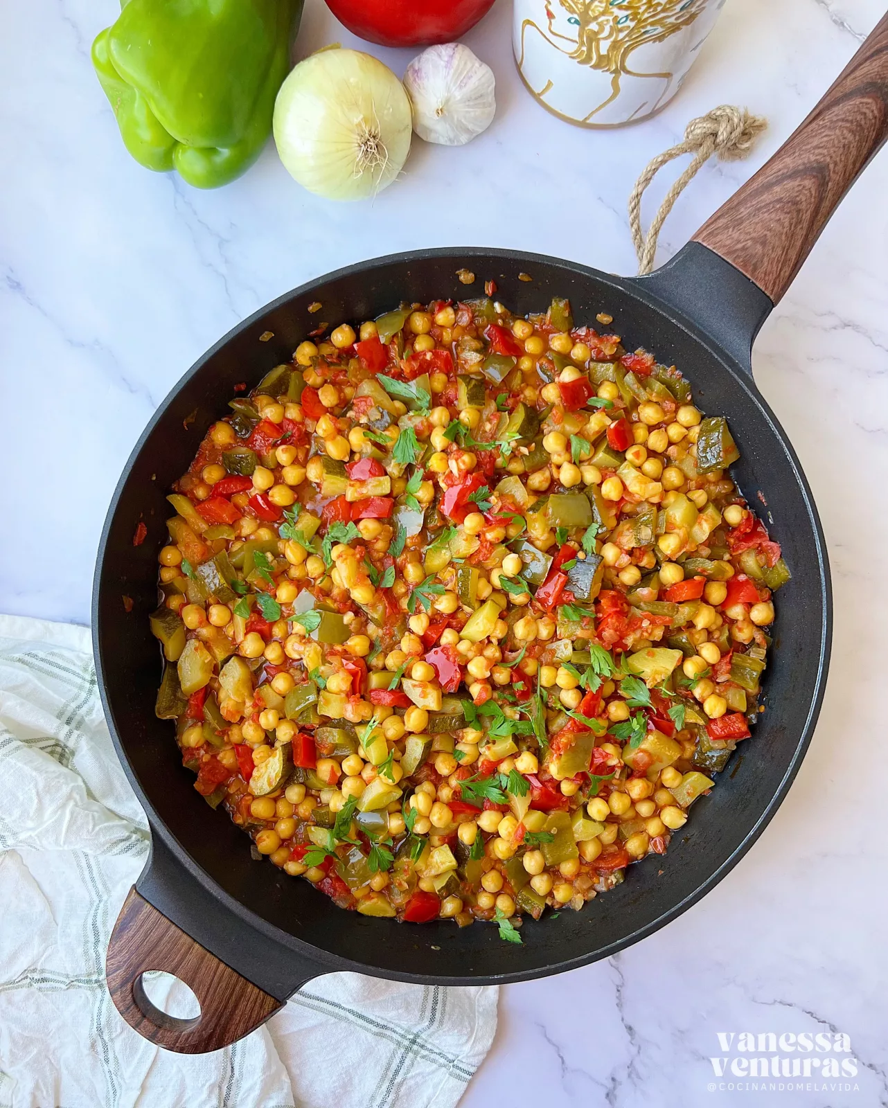 PISTO CON GARBANZOS