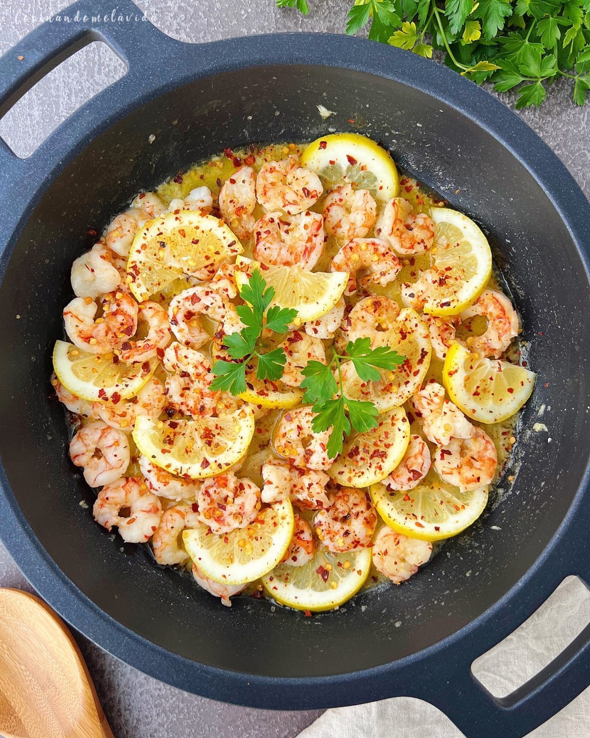 GAMBONES CON LIMÓN Y CAYENA
