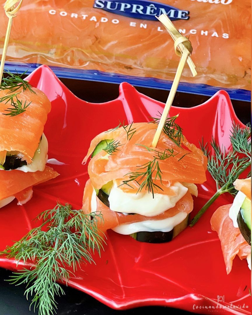 MILHOJAS DE SALMÓN AHUMADO