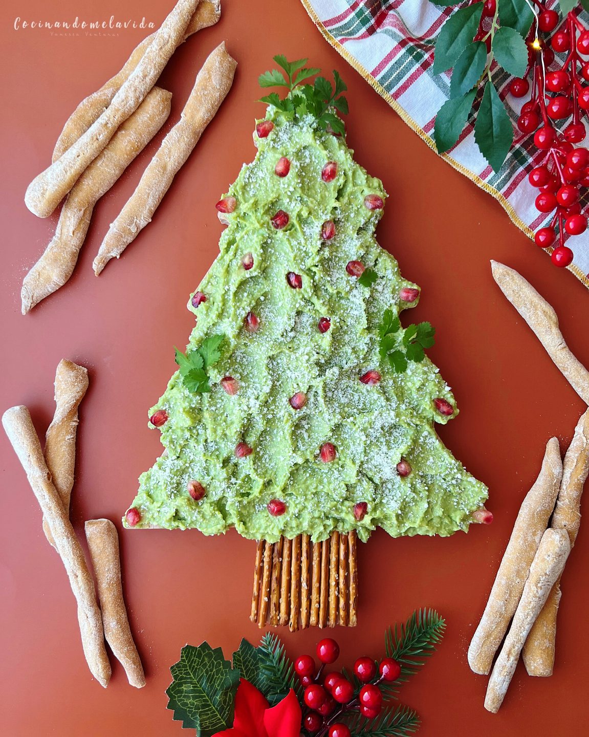 ÁRBOL DIP DE GUACAMOLE Y PARMESANO