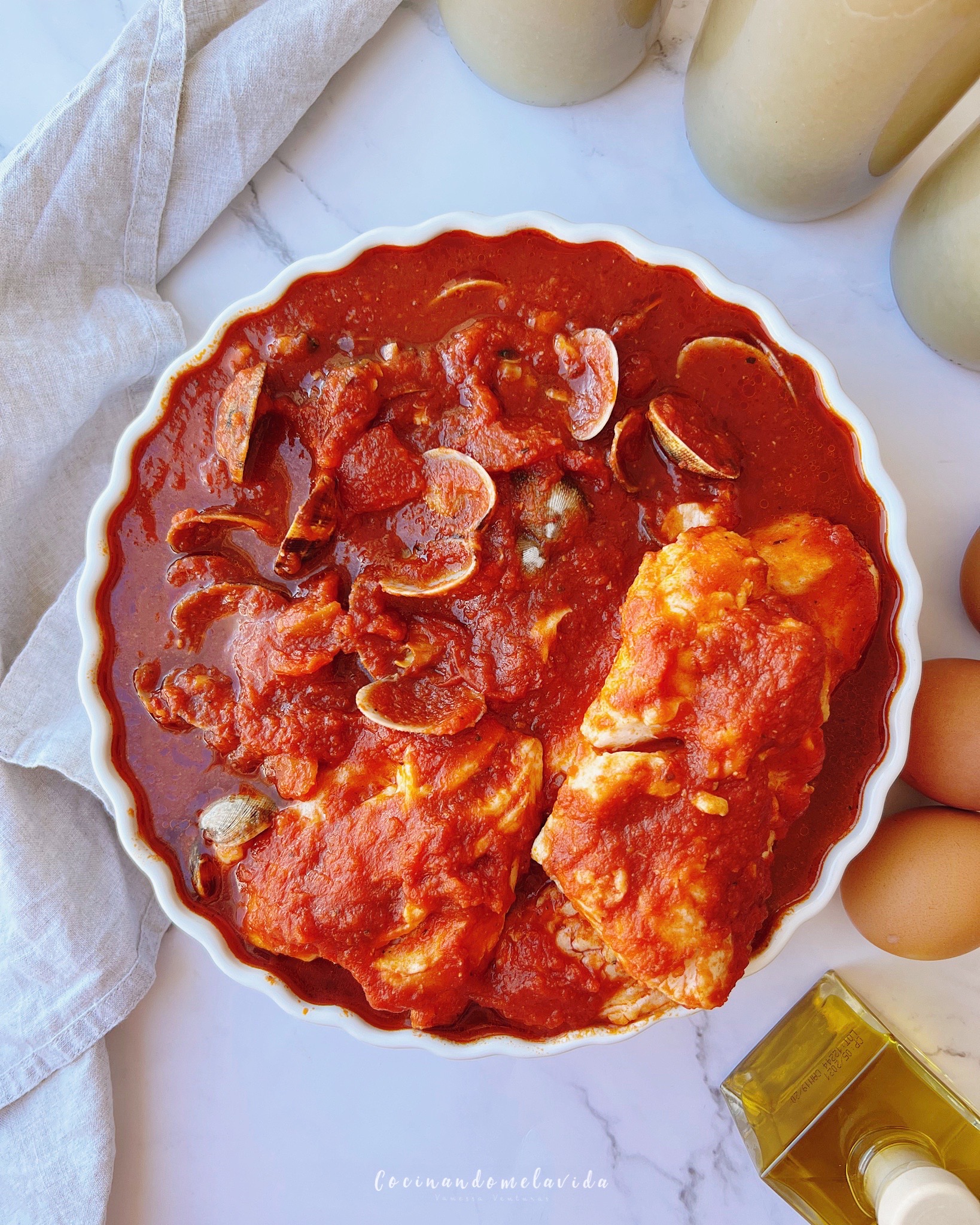 BATCH COOKING + RECETAS 2 DE OCTUBRE 2022 MERLUZA CON ALMEJAS CON TOMATE